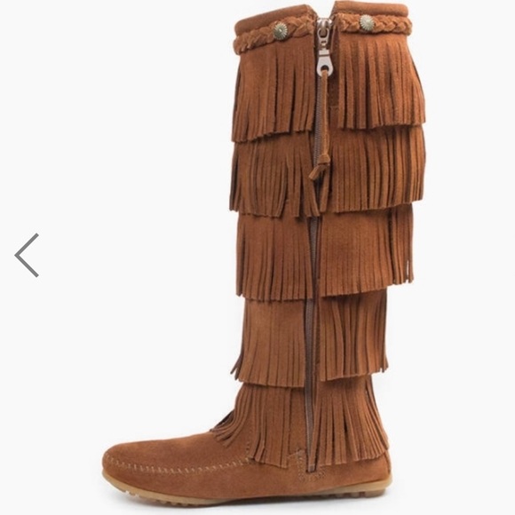 Minnetonka 5 layer fringe moccasins - Picture 4 of 14